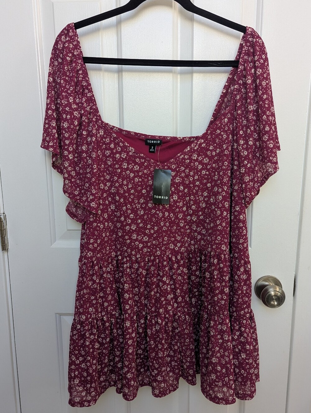 Torrid Wine Floral Flutter-sleeve Peplum Top NWT - Size 3